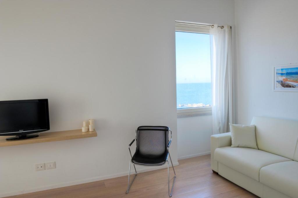 Moma Suites Private Beach Molfetta Chambre photo